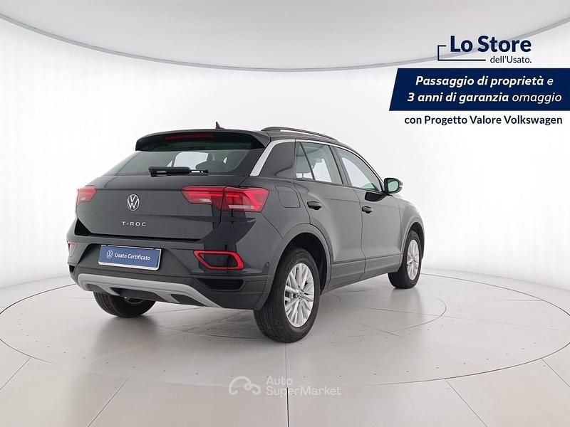 Usata VW T-Roc Life 116 CV (85 kW) 2025 Deep black perlato SUV