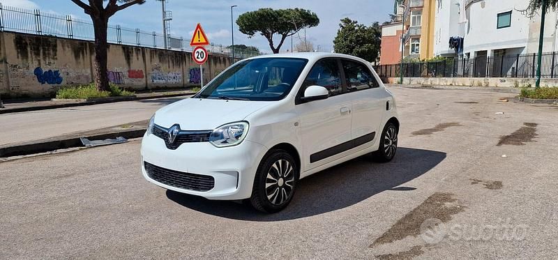 Usata Renault Twingo Intens 65 CV (47 kW) 2021 Bianco Utilitaria