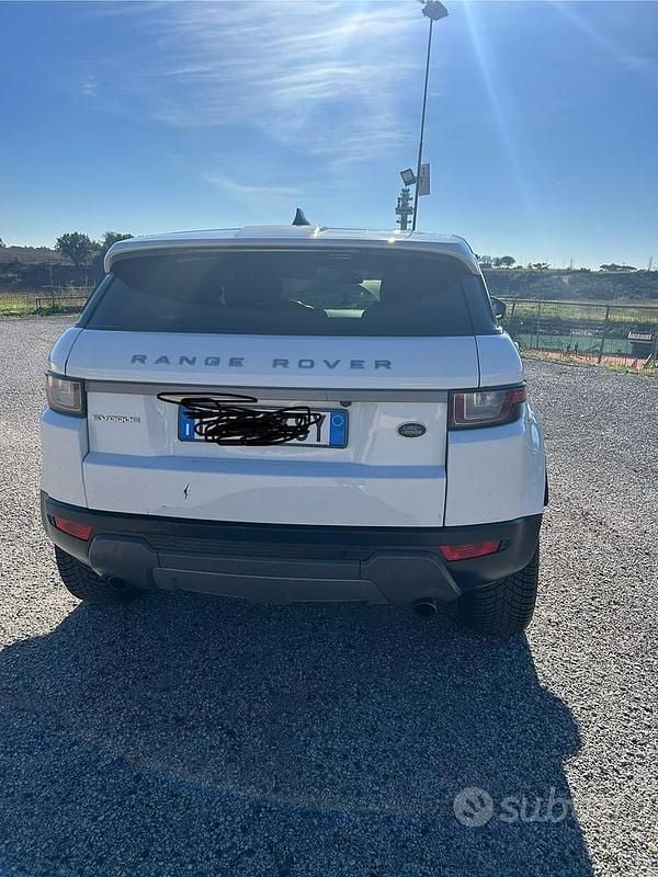 Usata Land Rover Range Rover evoque 150 CV (110 kW) 2017 Bianco SUV
