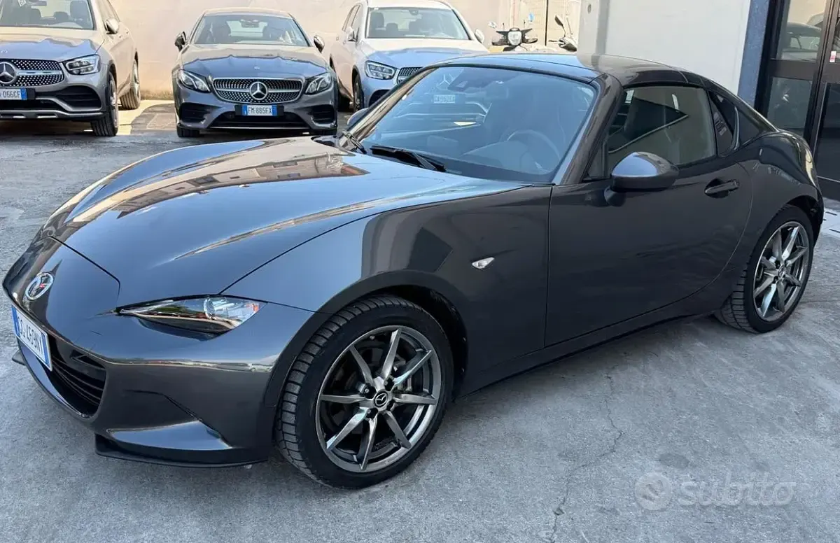 Usata Mazda MX5 Inclusive 184 CV (135 kW) 2022 Grigio Cabrio