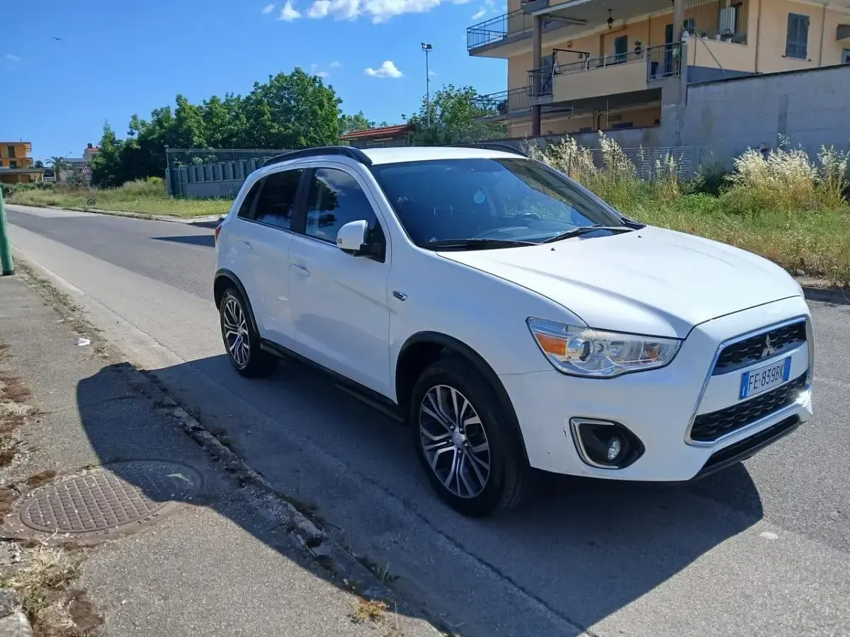 Usata Mitsubishi ASX Intense 114 CV (83 kW) 2017 Bianco SUV
