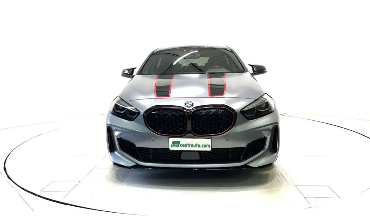Usata BMW M135 306 CV (225 kW) 2025 Grigio opaco Utilitaria