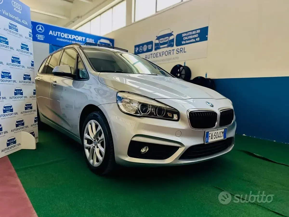 Usata BMW 218 150 CV (110 kW) 2015 Grigio Station wagon