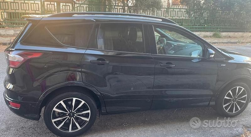 Usata Ford Kuga ST-Line 2017 SUV