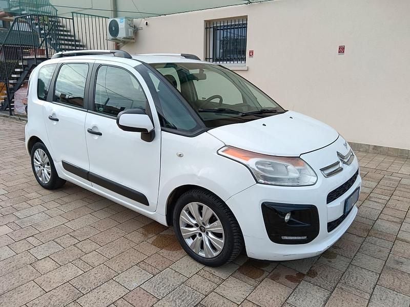 Bianco Usata 2013 Citroën C3 Picasso Monovolume | 4490 € (Buon prezzo) - Immagine 1/4