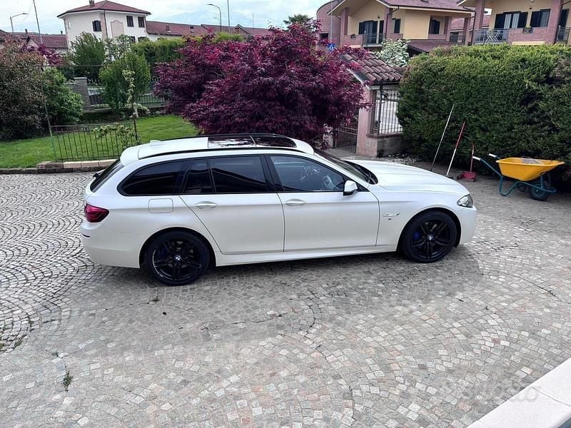 Usata BMW 525 M Sport 218 CV (160 kW) 2015 Bianco Station wagon