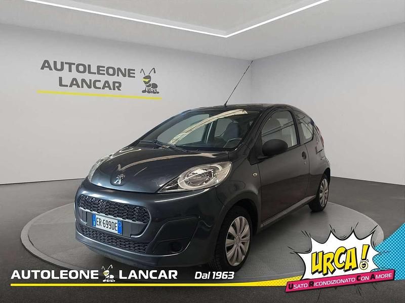 Usata Peugeot 107 Access 68 CV (50 kW) 2013 Nero Utilitaria