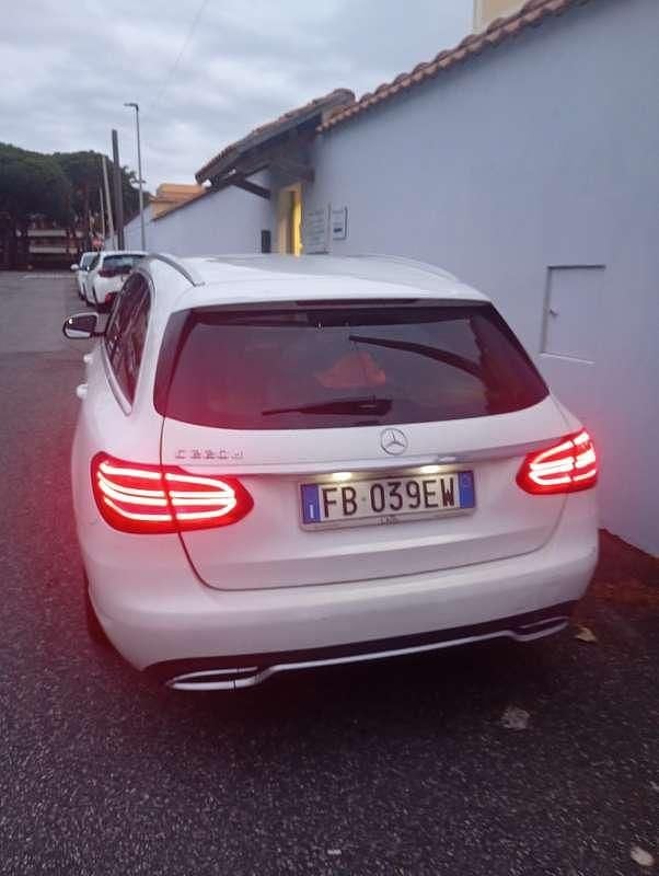Usata Mercedes C220 Premium 170 CV (125 kW) 2015 Bianco Station wagon
