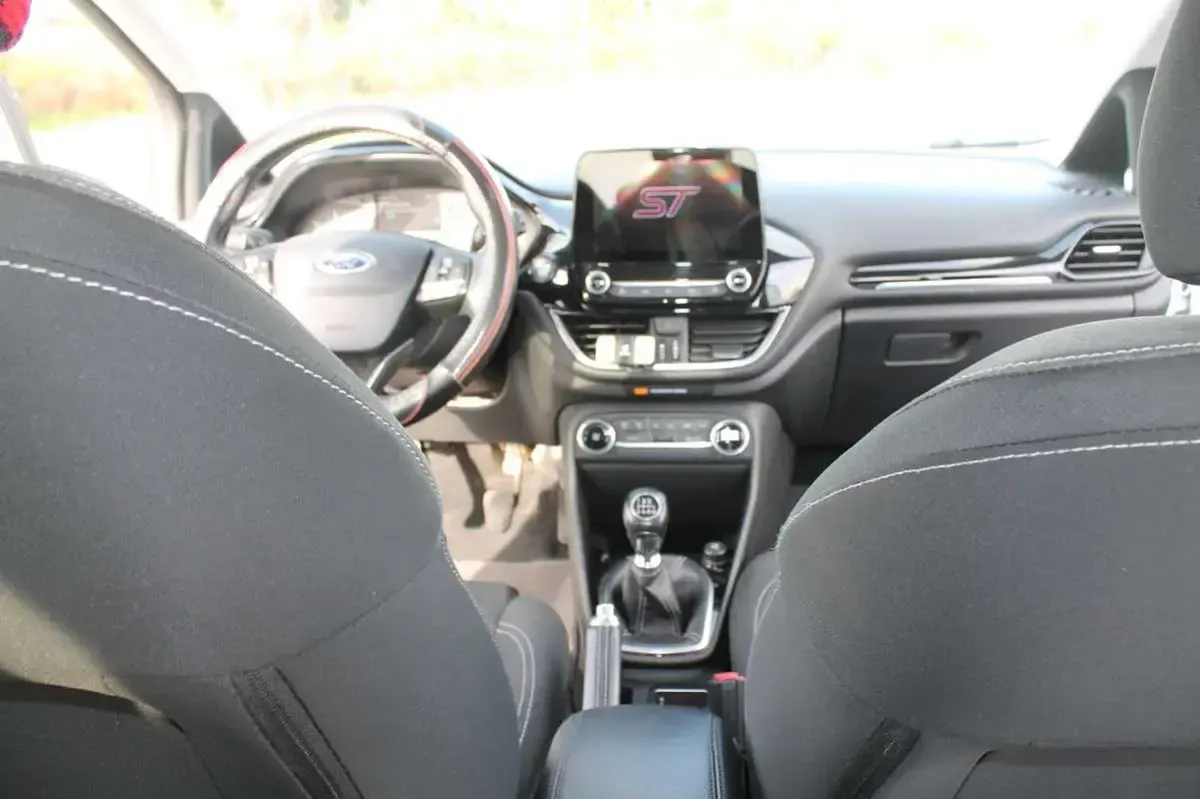 Usata Ford Fiesta Active 125 CV (91 kW) 2020 Bianco Utilitaria