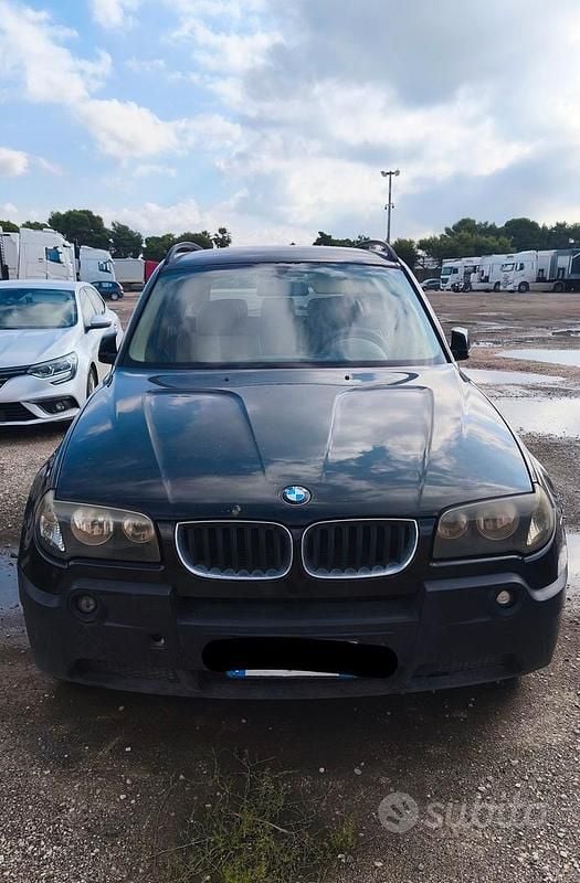 Nero Usata 2005 BMW X3 SUV | 1200 € (Super prezzo) - Immagine 1/4