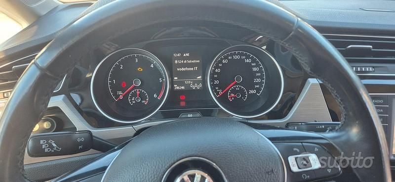 Usata VW Touran Business 110 CV (80 kW) 2016 Bianco Monovolume