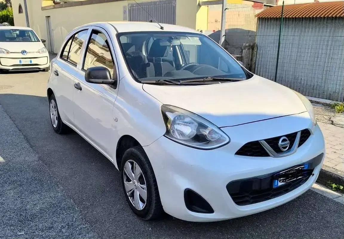 Usata Nissan Micra Acenta 80 CV (58 kW) 2016 Bianco Utilitaria
