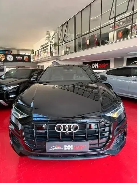 Usata Audi Q8 S-Line 286 CV (210 kW) 2021 Nero SUV