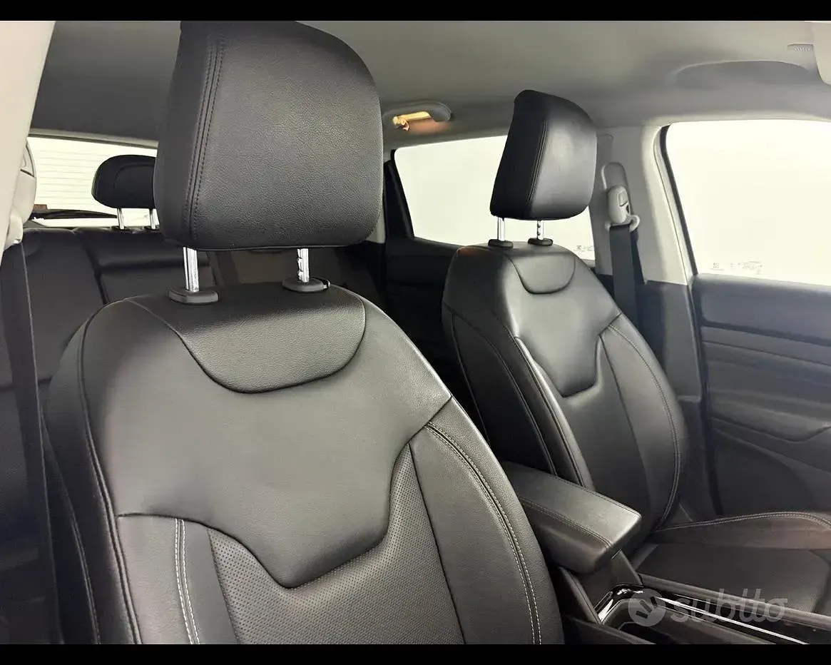 Usata Jeep Compass 130 CV (95 kW) 2023 Bianco SUV