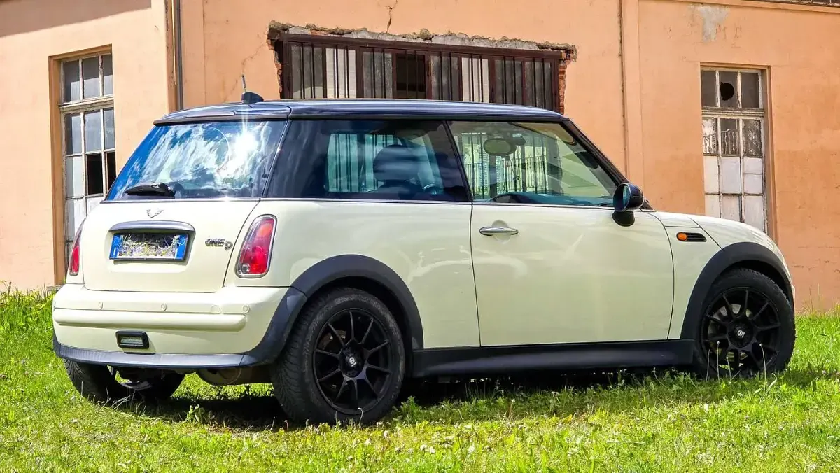 Usata Mini One D 88 CV (64 kW) 2006 Bianco Utilitaria