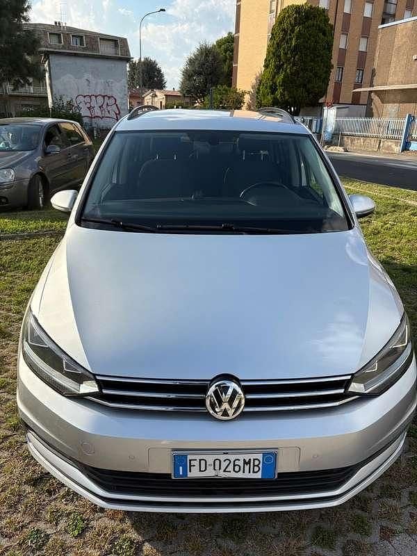 Usata VW Touran Comfortline 110 CV (80 kW) 2016 Argento Monovolume