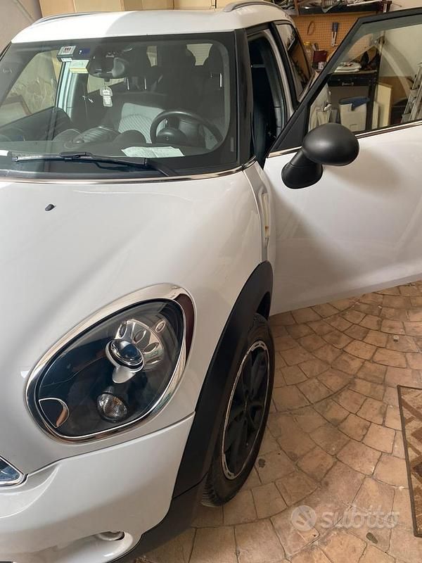Usata Mini Countryman 90 CV (66 kW) 2015 Bianco SUV