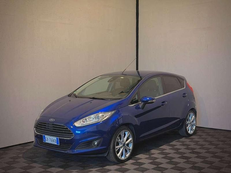 Usata Ford Fiesta Titanium 95 CV (69 kW) 2016 Blu/azzurro Berlina