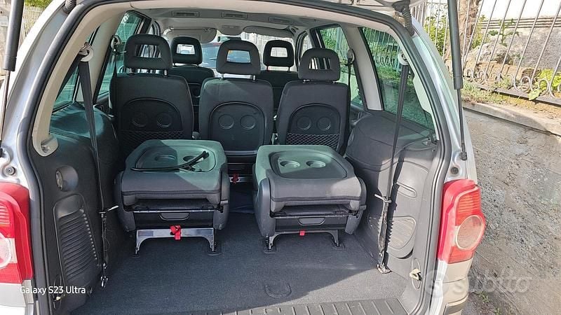 Usata VW Sharan 130 CV (95 kW) 2004 Grigio Monovolume
