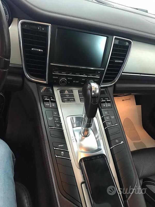 Usata Porsche Panamera Platinum Edition 256 CV (188 kW) 2013 Grigio Berlina