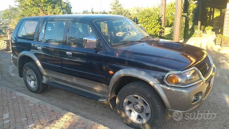 Usata Mitsubishi Pajero 115 CV (84 kW) 2002 Blu SUV