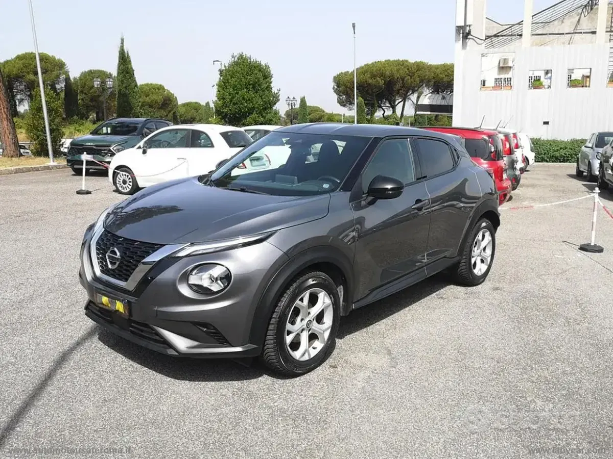 Usata Nissan Juke N-Connecta 117 CV (86 kW) 2021 Grigio SUV