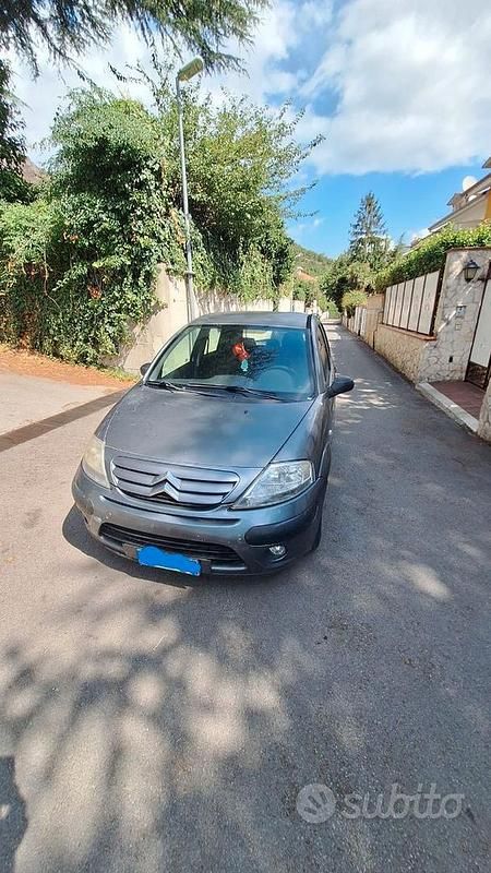 Argento Usata 2009 Citroën C3 Due volumi | 1700 € (Super prezzo) - Immagine 1/4