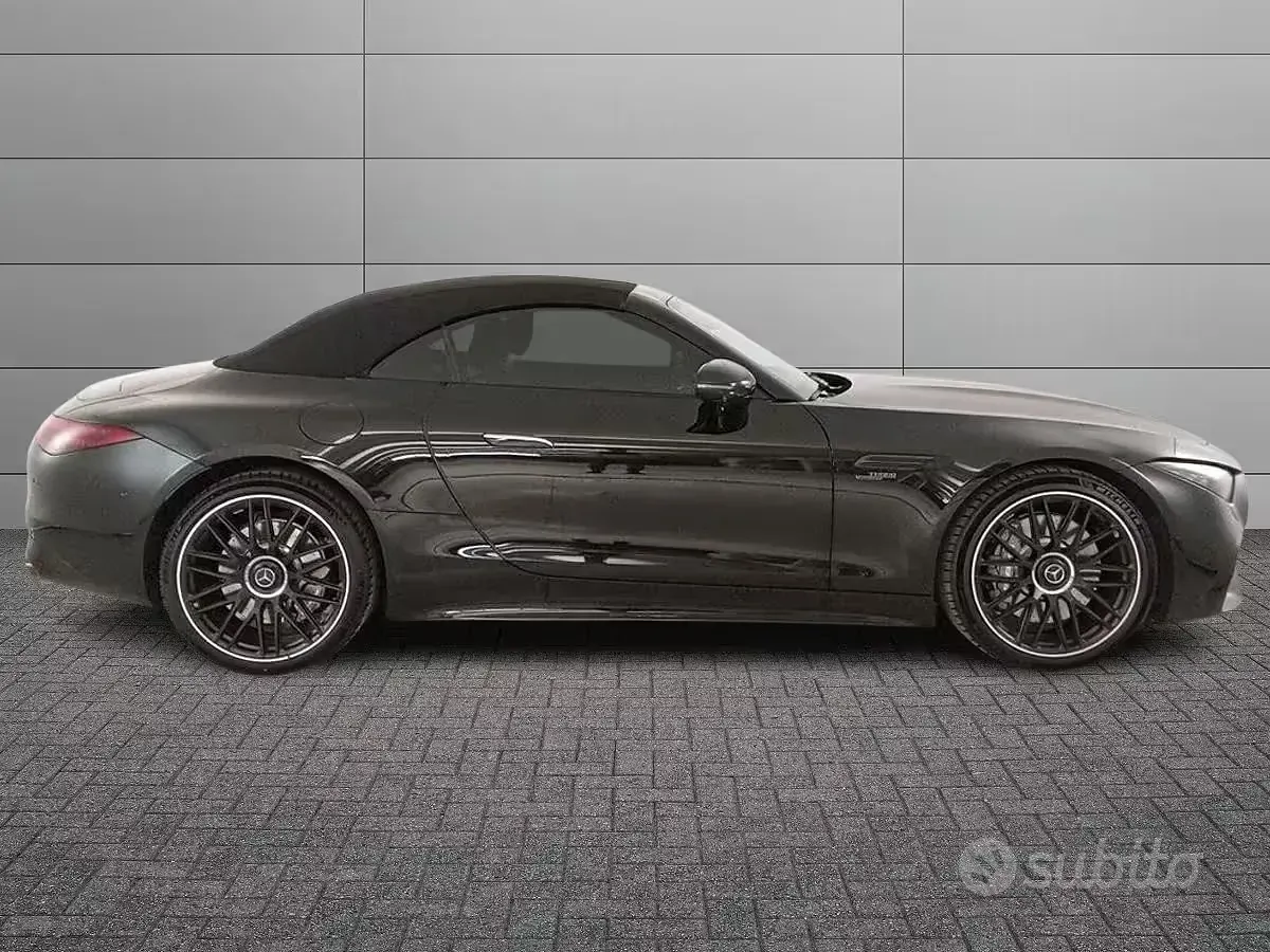 Usata Mercedes SL43 AMG Premium Plus 381 CV (280 kW) 2023 Nero Cabrio