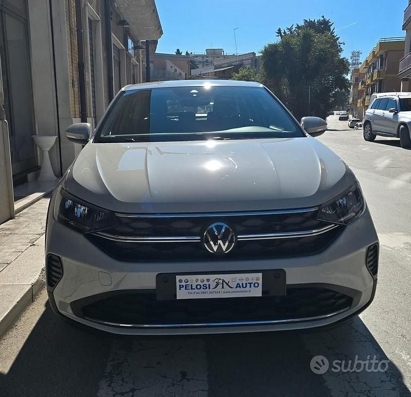Usata VW Taigo 110 CV (80 kW) 2022 Grigio SUV
