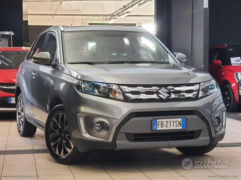 Usata Suzuki Vitara 120 CV (88 kW) 2015 Grigio SUV