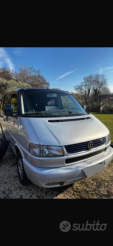 Usata VW Caravelle 102 CV (75 kW) 2003 Grigio Monovolume