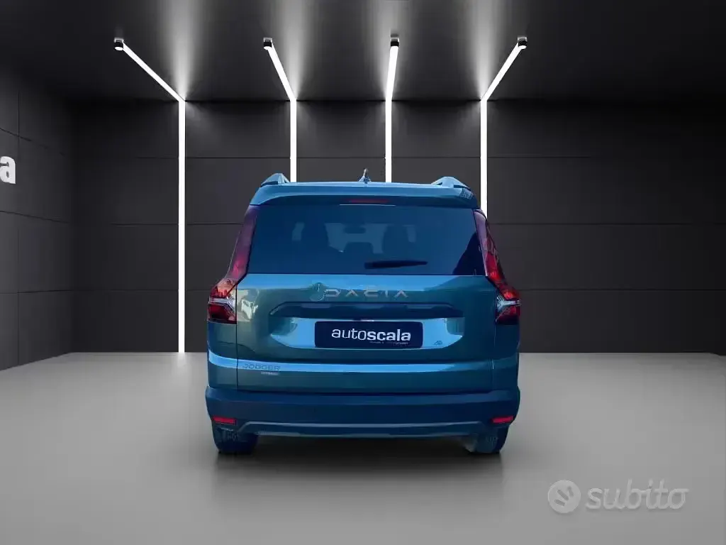 Usata Dacia Jogger Extreme 94 CV (69 kW) 2024 Verde Monovolume