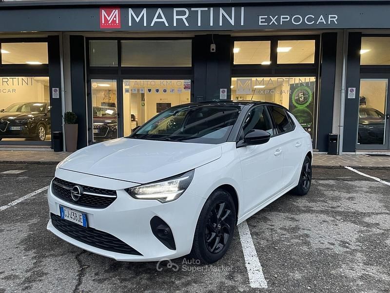 Usata Opel Corsa Design & Tech 101 CV (74 kW) 2022 Bianco Berlina