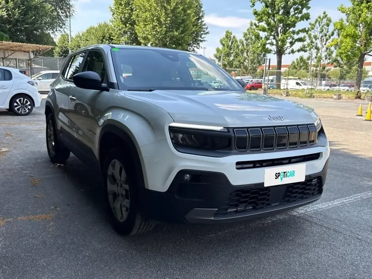 Usata Jeep Avenger Longitude 101 CV (74 kW) 2023 Bianco SUV