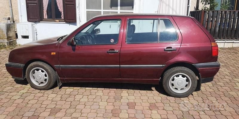 Usata VW Golf III 54 CV (39 kW) 1992 Marrone Utilitaria