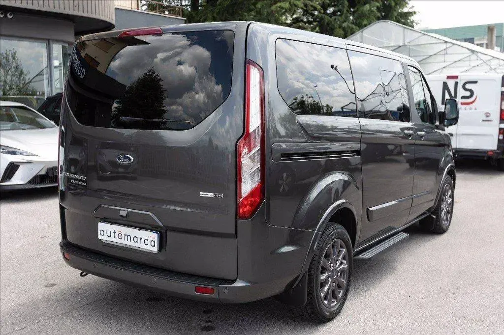 Usata Ford Tourneo Custom Titanium 130 CV (95 kW) 2022 Furgone