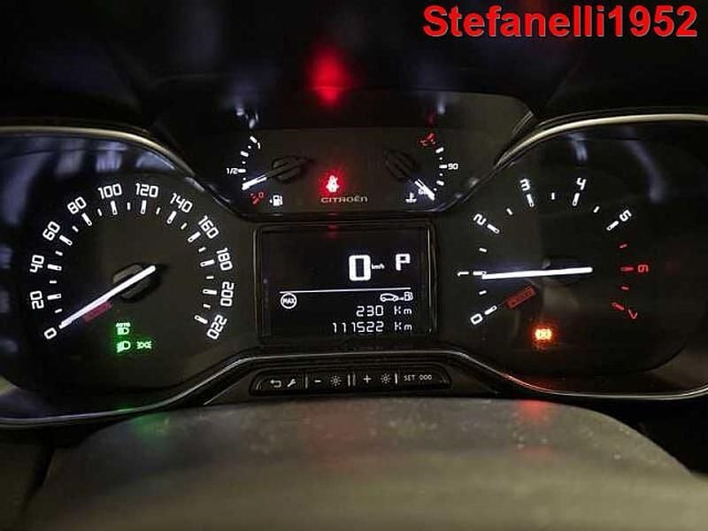 Begagnad Citroën C3 Aircross Shine 120 HK (88 kW) 2019 Silver SUV