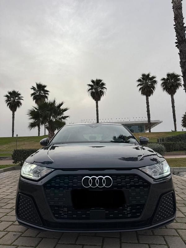Usata Audi A1 S-Line 116 CV (85 kW) 2024 Grigio SUV