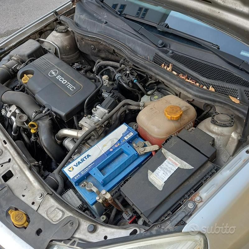 Usata Opel Astra 2009 Grigio Station wagon