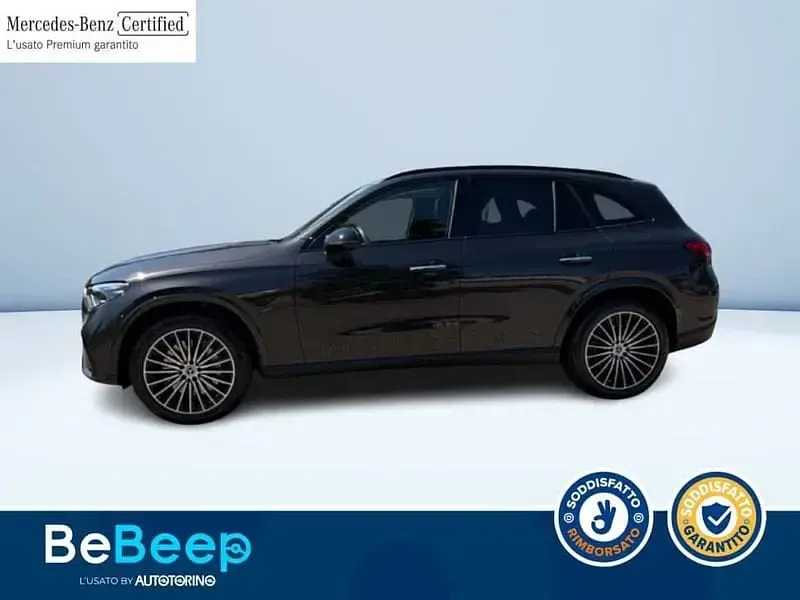 Usata Mercedes GLC220 AMG Line Premium 197 CV (144 kW) 2025 Grigio scuro metallizzato SUV