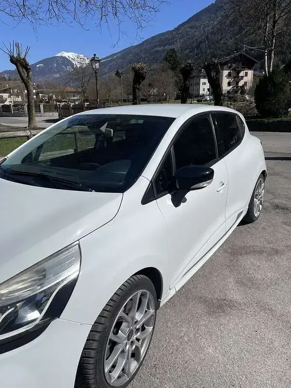 Usata Renault Clio IV R.S. 200 CV (147 kW) 2014 Berlina