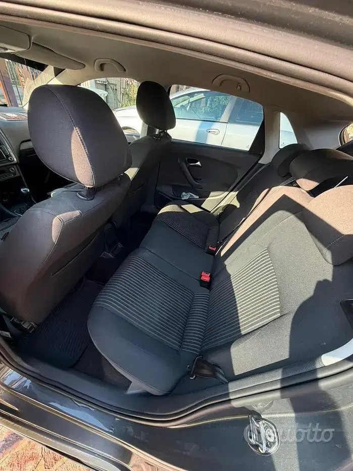 Usata VW Polo 105 CV (77 kW) 2011 Grigio Utilitaria