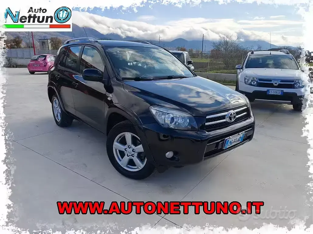 Usata Toyota RAV4 Luxury 177 CV (130 kW) 2008 SUV