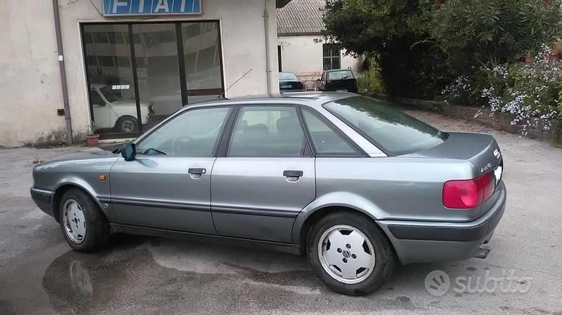 Usata Audi 80 116 CV (85 kW) 1992 Grigio Berlina
