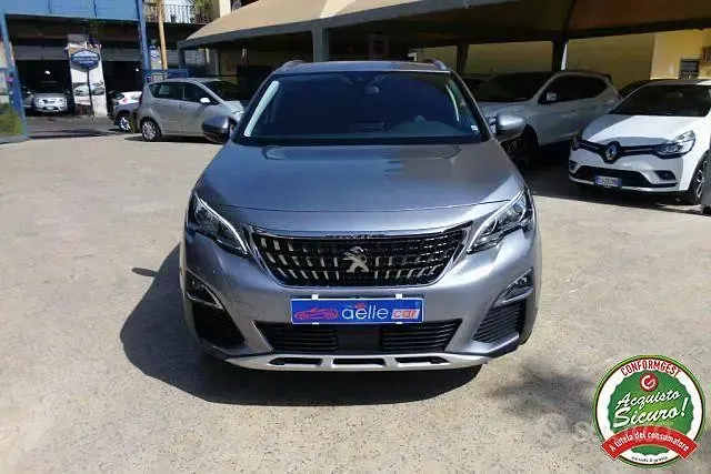 Usata Peugeot 3008 Allure 131 CV (96 kW) 2018 Grigio SUV