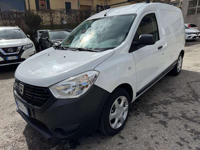 Bianco Usata 2018 Dacia Dokker Lauréate Monovolume | 5500 € (Ottimo prezzo) - Immagine 1/4