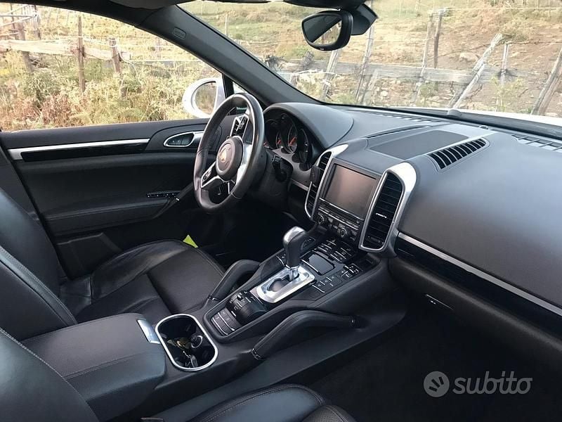 Usata Porsche Cayenne 2014 Bianco SUV