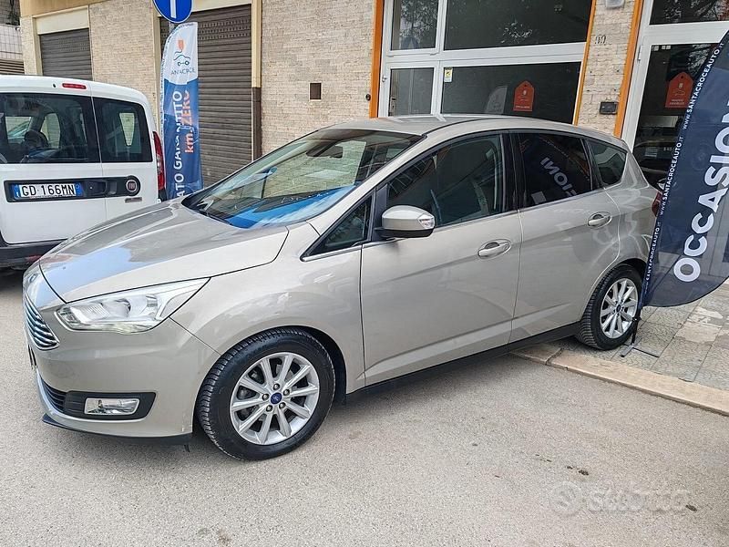 Usata Ford C-MAX Titanium 120 CV (88 kW) 2016 Grigio Monovolume