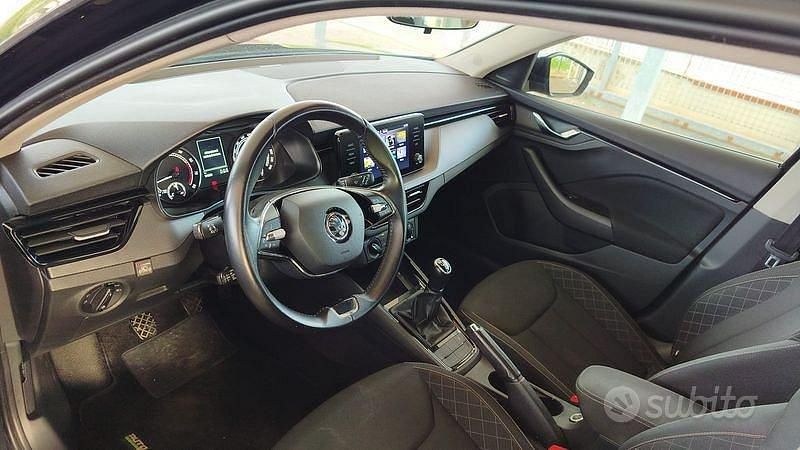 Usata Skoda Kamiq Ambition 110 CV (80 kW) 2022 Nero SUV