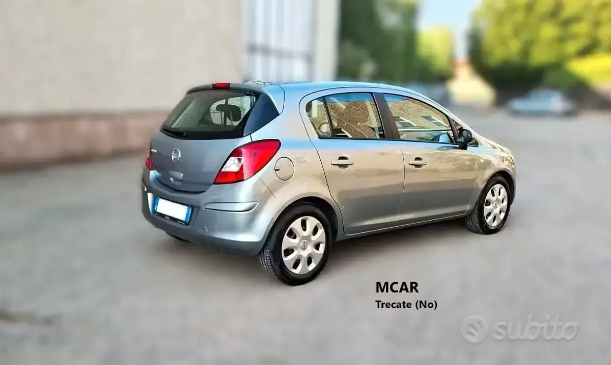 Usata Opel Corsa Cosmo 65 CV (47 kW) 2011 Grigio Utilitaria